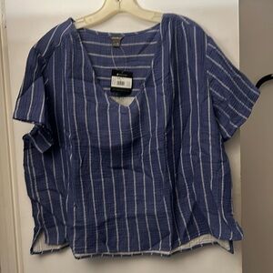 Eddie Bauer NWT blouse/shirt
